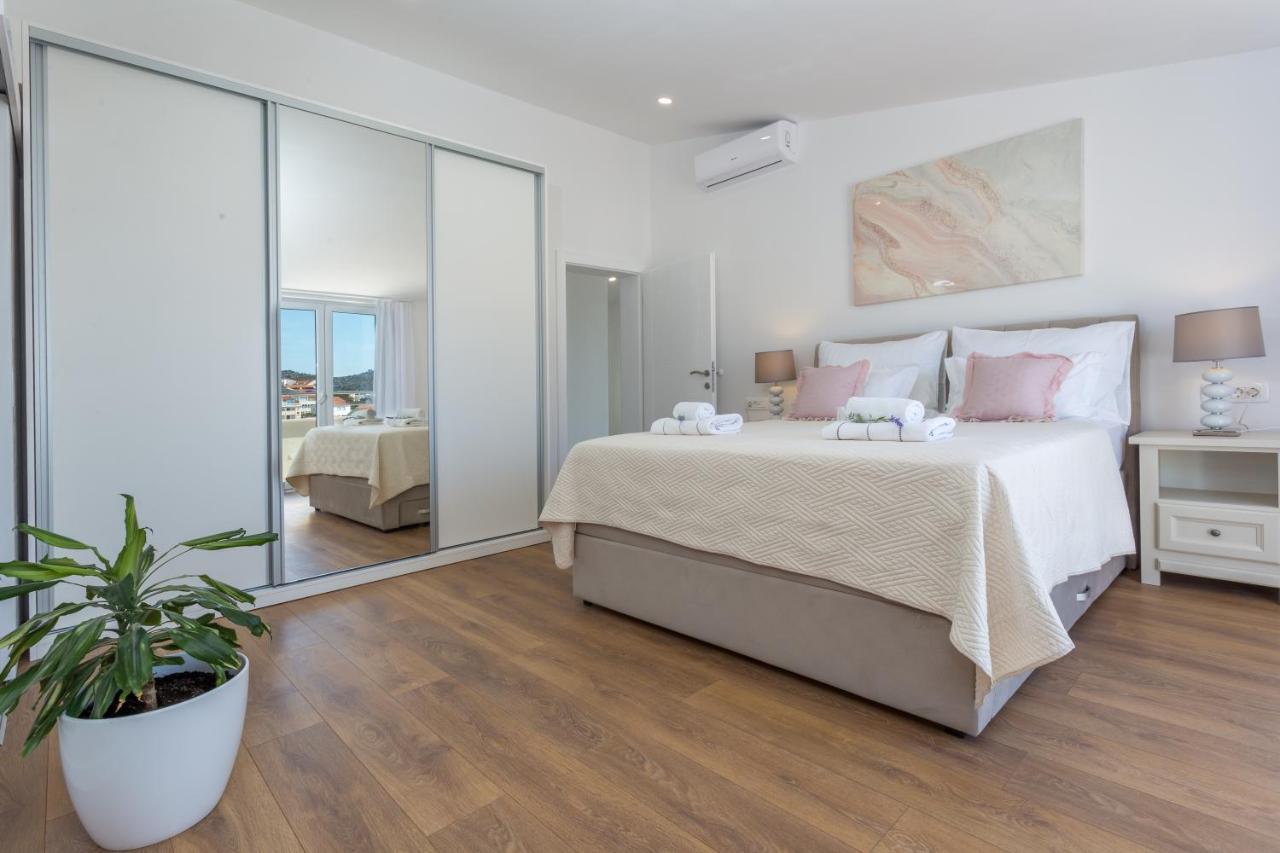 Golden View Penthouse Apartment Đảo Hvar Ngoại thất bức ảnh