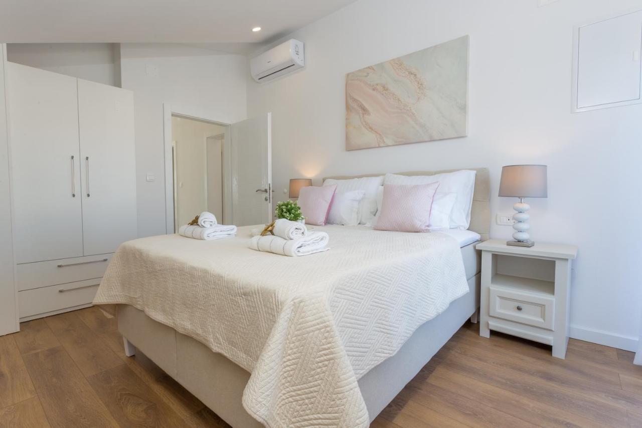 Golden View Penthouse Apartment Đảo Hvar Ngoại thất bức ảnh